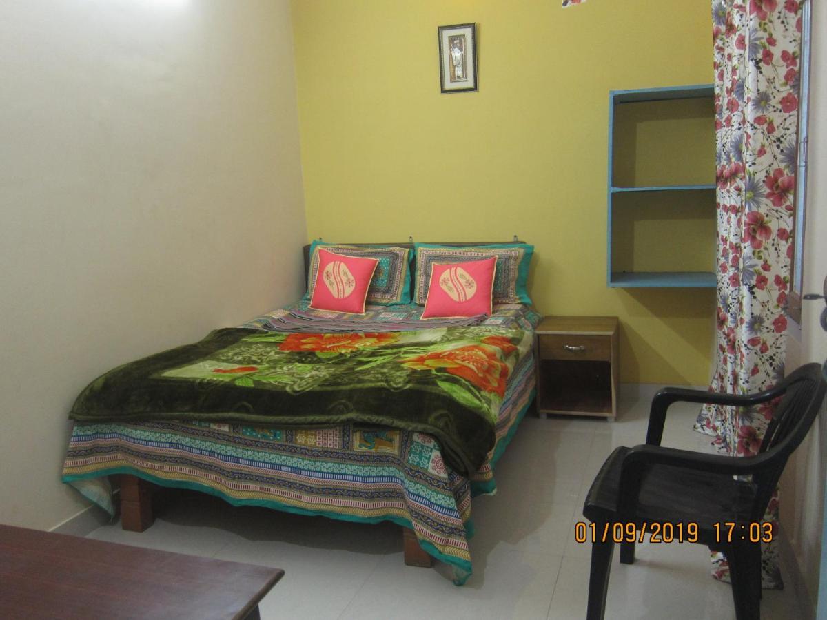 Kedar Guest House -Feel At Home Varanasi Ngoại thất bức ảnh